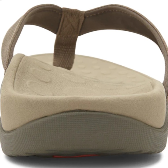 Vionic Wave Sandals - Picture 3 of 4